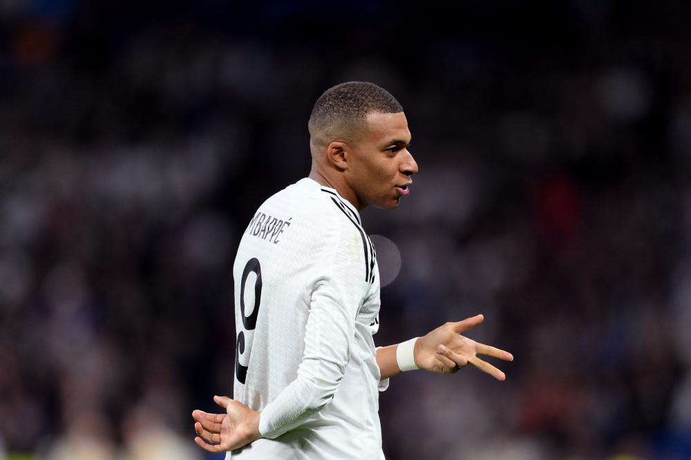 一直是世界 一直是世界